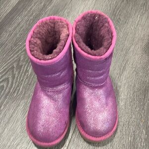 Purple Uggs size toddler 11